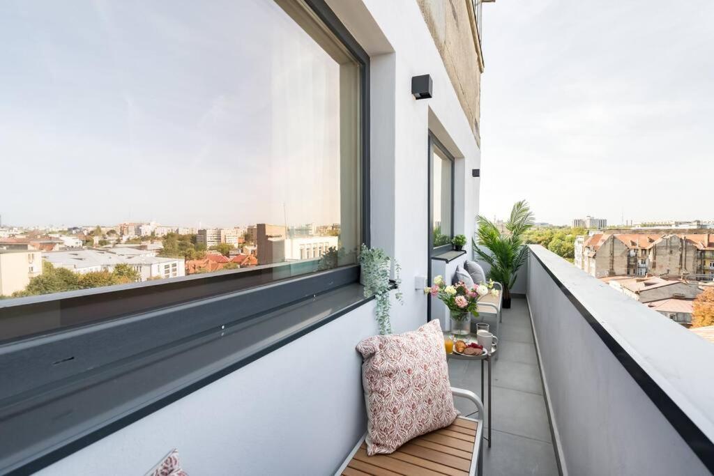 Stunning Views 3Br Sunny Flat - Amazing Terrace Apartment Bucureşti Exterior foto
