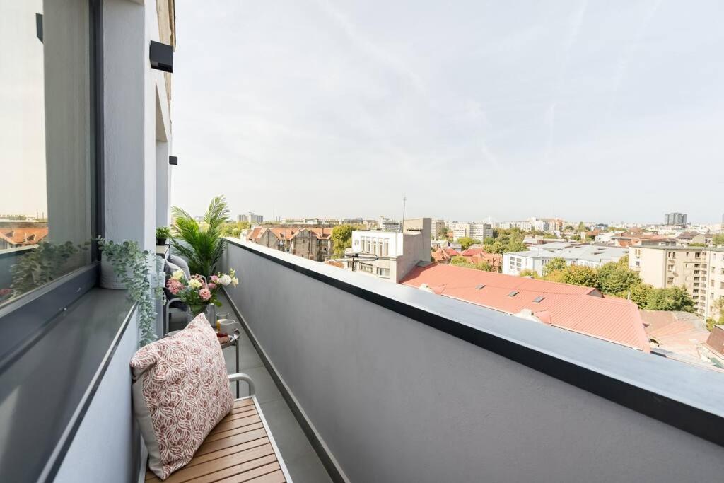 Stunning Views 3Br Sunny Flat - Amazing Terrace Apartment Bucureşti Exterior foto